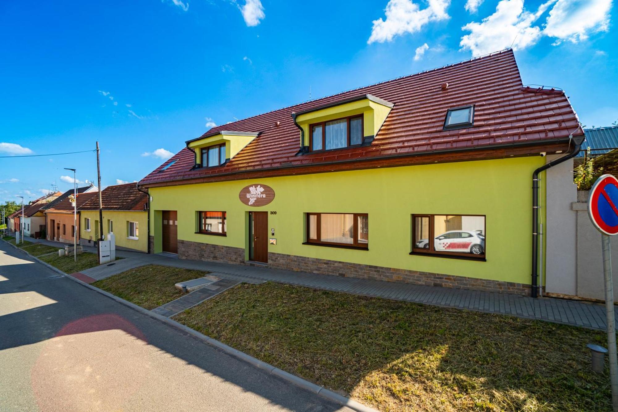 Winifera Penzion Pavlov Exterior foto